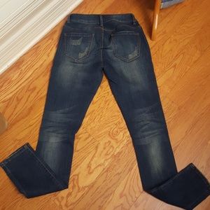 Nine Planet Jeans - Distressed skinnies Nine Planet Jeans - Distressed skinnies